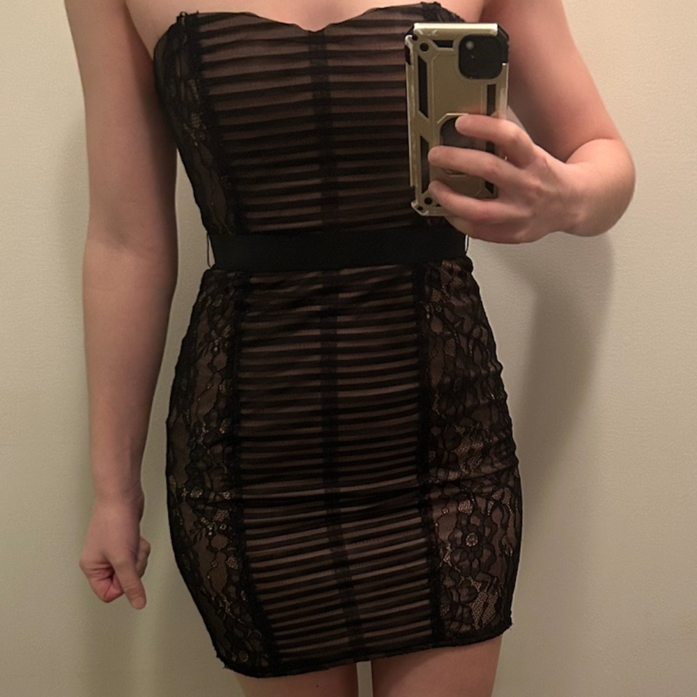 BCBG MaxAzria Short Strapless Black Dress